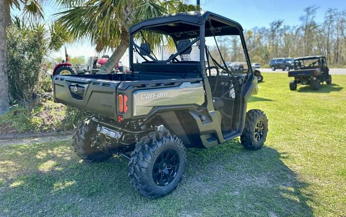 2024 Can-Am® Defender XT HD10