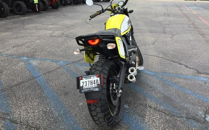 2016 Ducati Scrambler Flat Track Pro