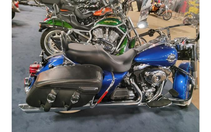 2010 Harley-Davidson® ROAD KING CLASSIC