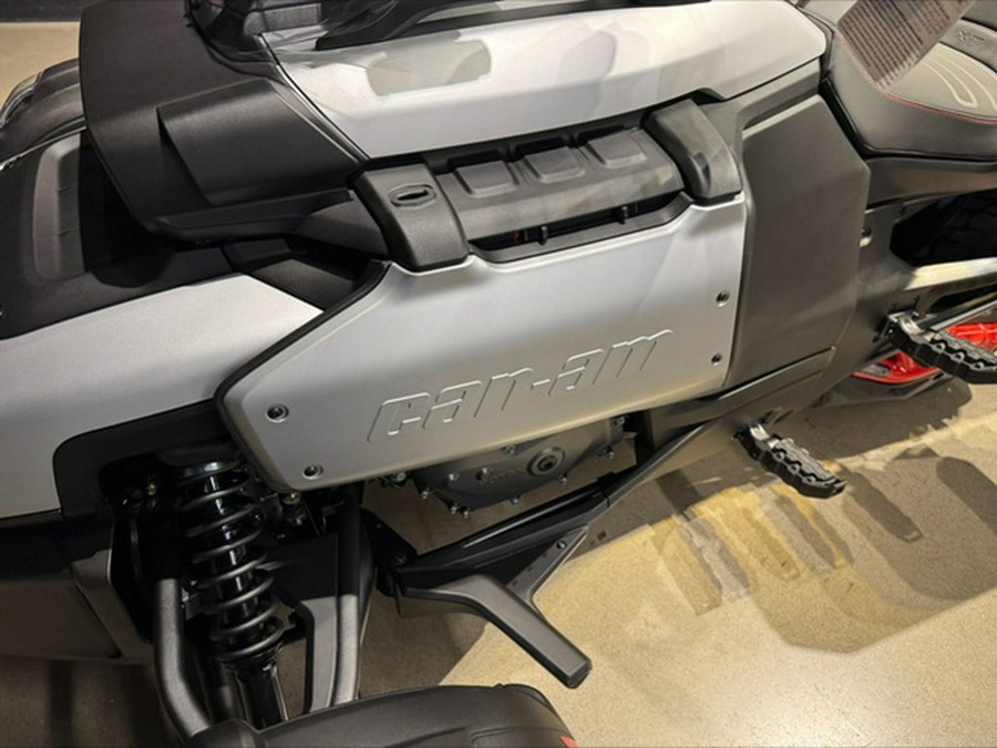 2025 Can-Am Canyon? XT