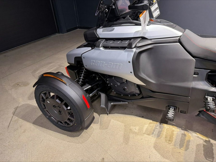 2025 Can-Am Canyon? XT