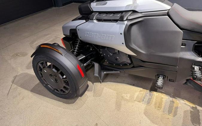 2025 Can-Am Canyon? XT