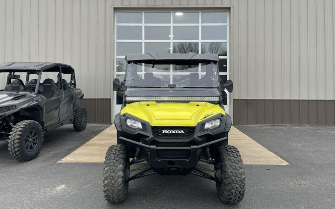 2019 Honda® Pioneer 1000 EPS