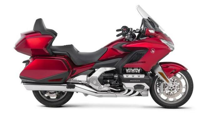 2018 Gold Wing Tour Automatic DCT Candy Ardent Red - Honda