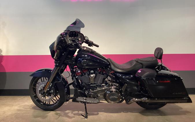 2022 Harley-Davidson Cvo Street Glide
