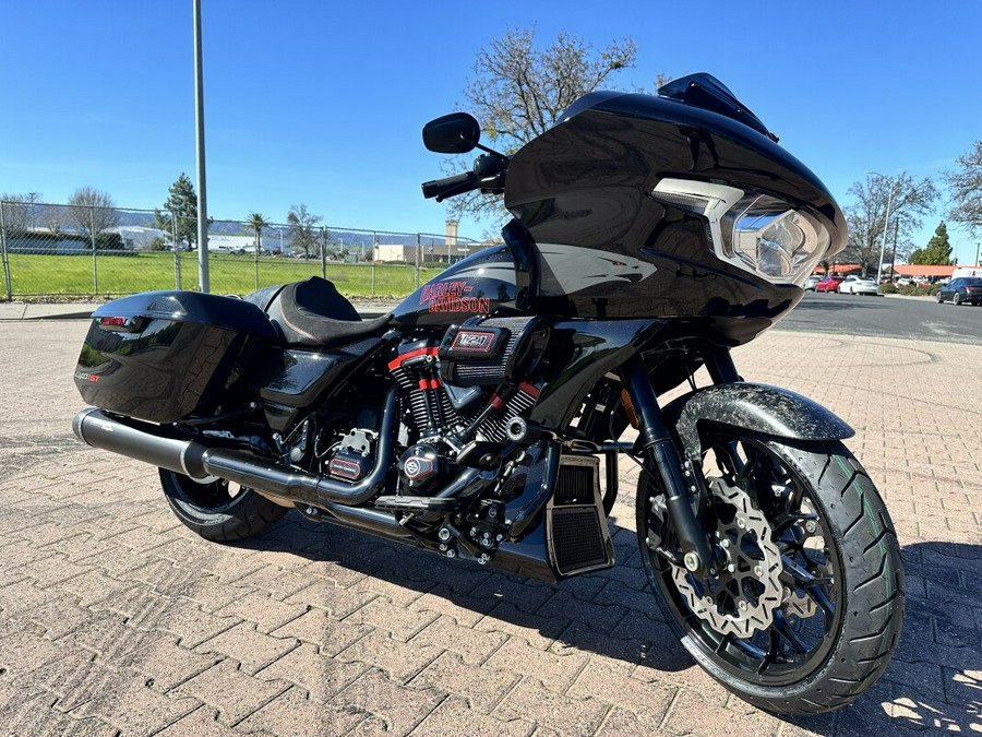 FLTRXSTSE 2024 CVO™ Road Glide® ST