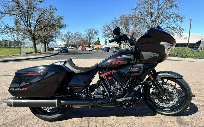 FLTRXSTSE 2024 CVO™ Road Glide® ST