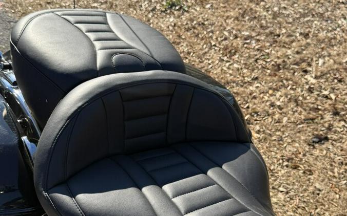 2023 Harley-Davidson® FLTRX Road Glide®