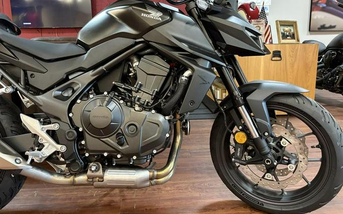 2025 Honda® CB750 Hornet