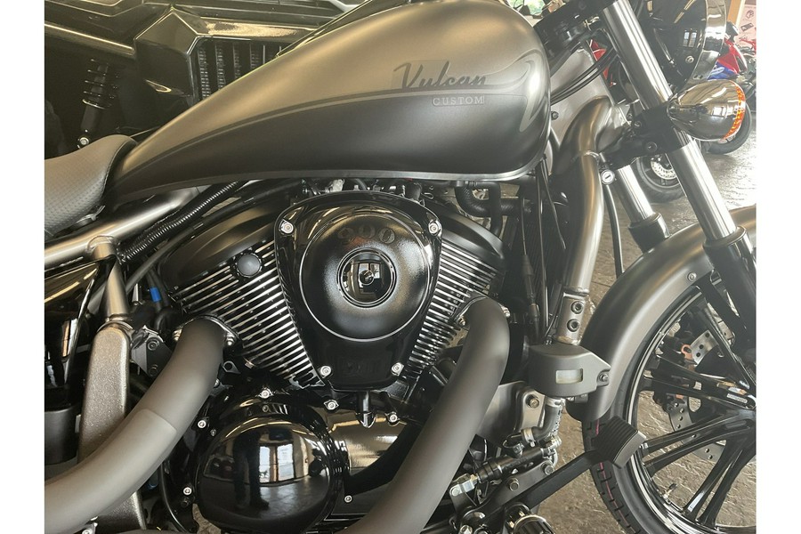 2024 Kawasaki Vulcan® 900 Custom