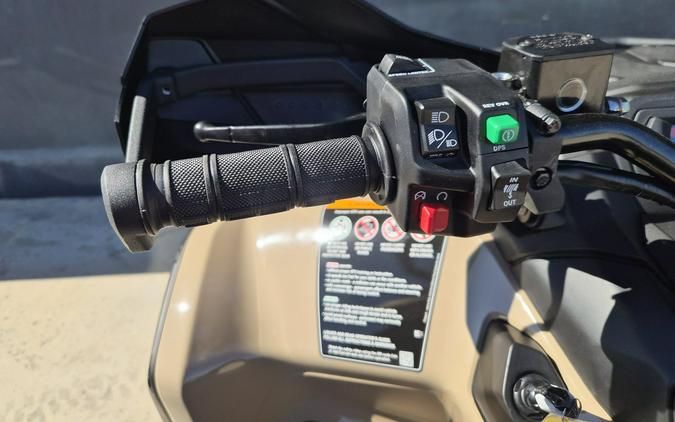 2027 Can-Am Outlander PRO DPS HD7