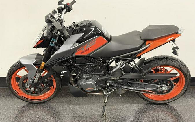 2023 KTM Duke 200