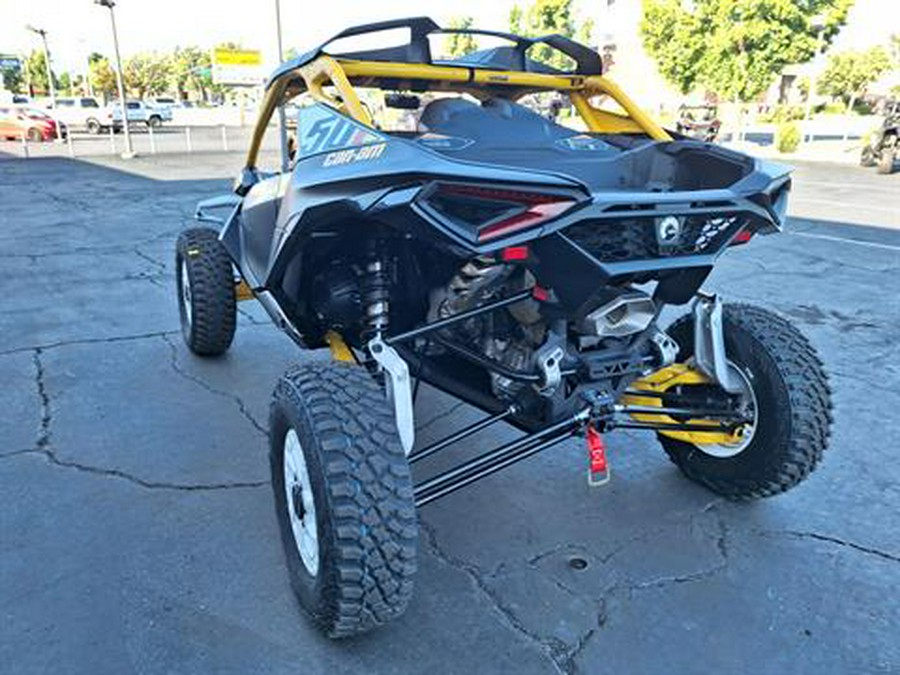 2024 Can-Am Maverick R X RS with Smart-Shox 999T DCT