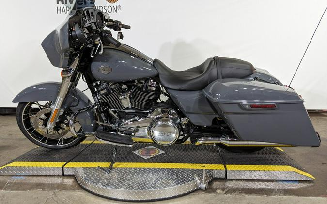 2022 Harley-Davidson Street Glide Special Gunship Gray