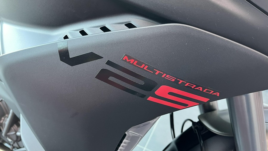 2025 Ducati MULTISTRADA V2S
