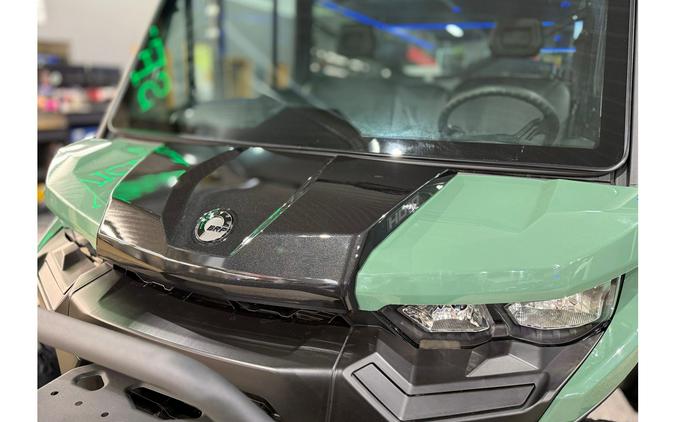 2026 Can-Am DEFENDER DPS CAB HD9