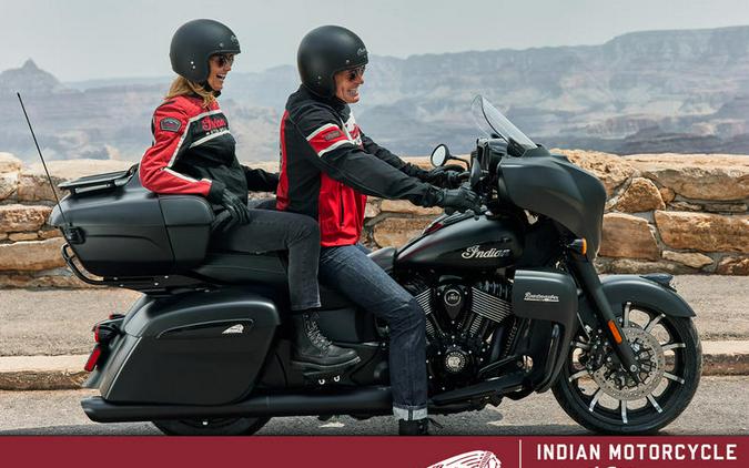 2023 Indian Motorcycle® Roadmaster® Dark Horse® Black Smoke