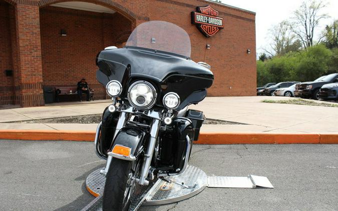 2012 Harley-Davidson FLHTCU - Electra Glide Ultra Classic