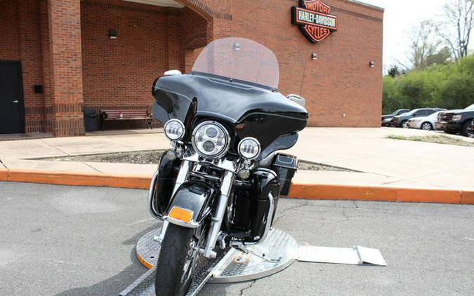 2012 Harley-Davidson FLHTCU - Electra Glide Ultra Classic