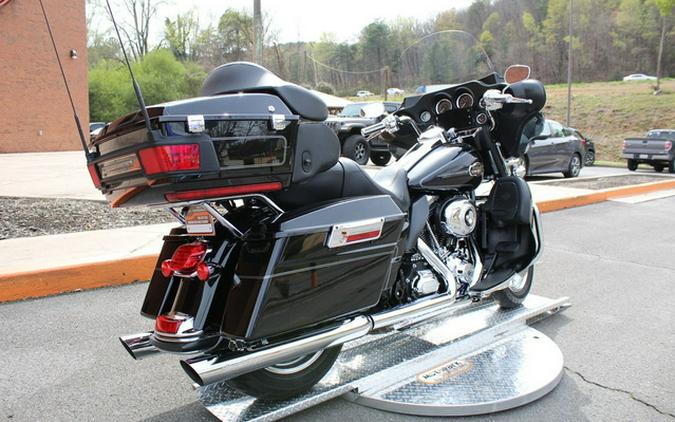 2012 Harley-Davidson FLHTCU - Electra Glide Ultra Classic