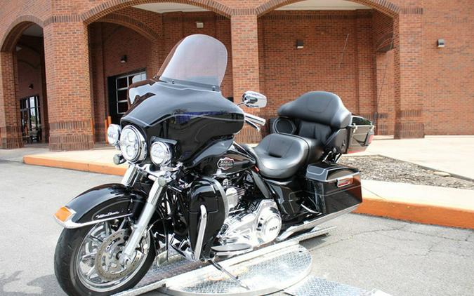 2012 Harley-Davidson FLHTCU - Electra Glide Ultra Classic