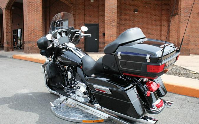 2012 Harley-Davidson FLHTCU - Electra Glide Ultra Classic
