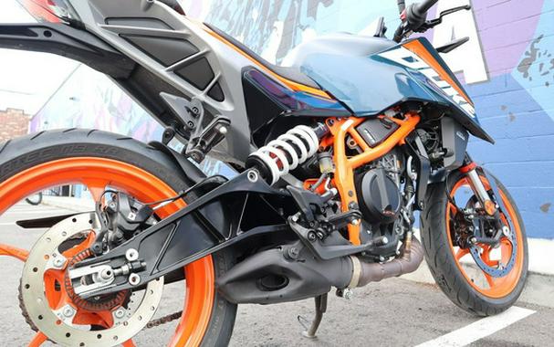 2024 KTM Duke 390