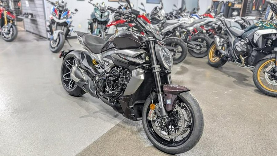 2026 Ducati XDVLV4