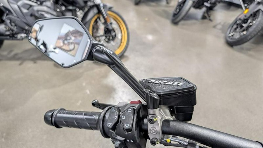 2026 Ducati XDVLV4