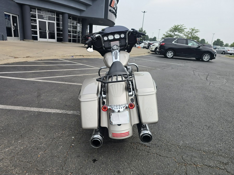 2018 HARLEY DAVIDSON STREET GLIDE