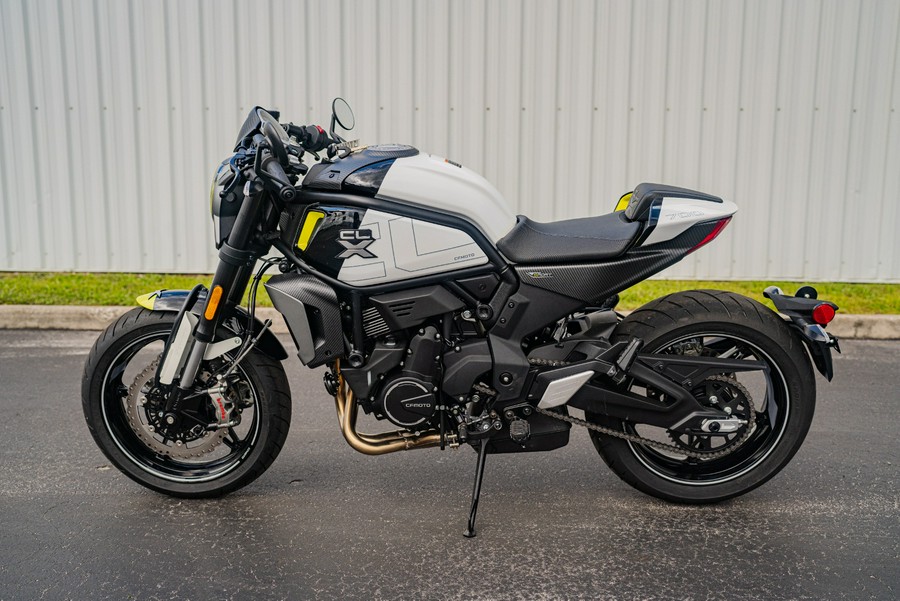 2022 CFMOTO 700CL-X Sport