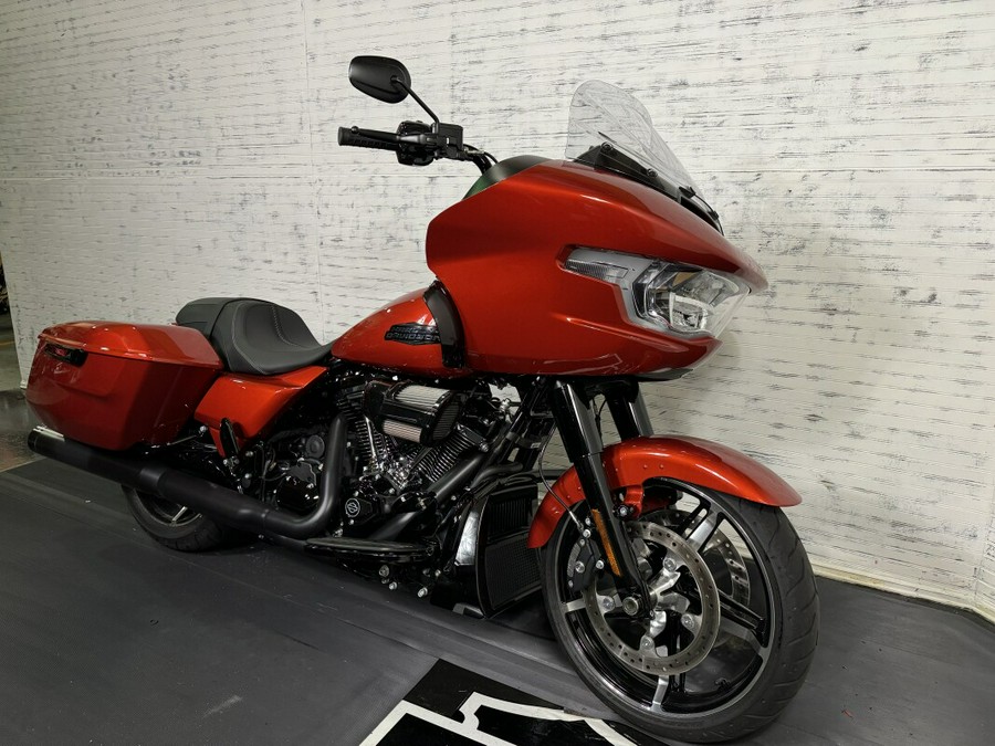 2024 Harley-Davidson Road Glide™ w/ Exhaust, windshield, and docking hardware installed!