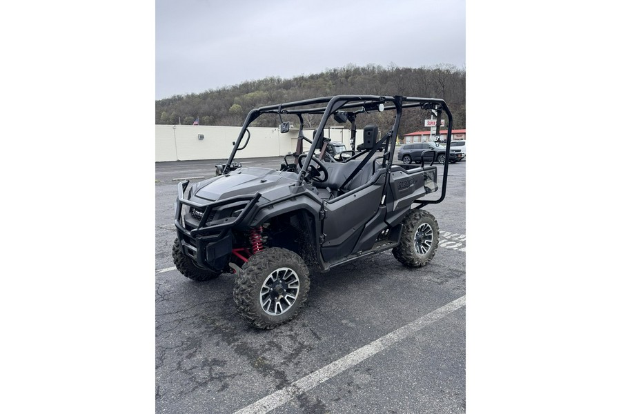 2017 Honda Pioneer 1000-5 Limited Edition