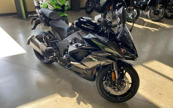 2025 Kawasaki Ninja® 1100SX ABS