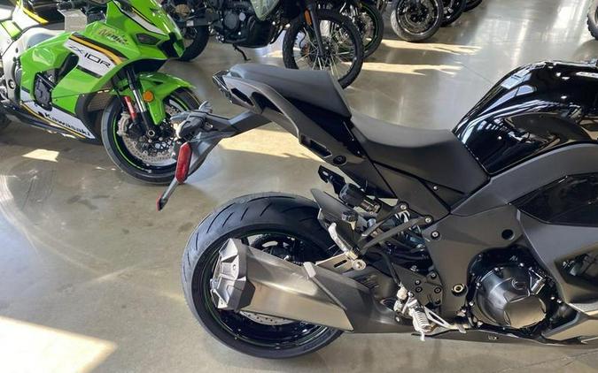 2025 Kawasaki Ninja® 1100SX ABS
