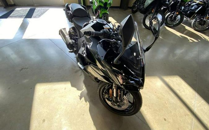 2025 Kawasaki Ninja® 1100SX ABS