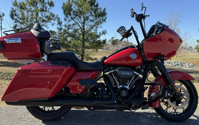 2022 Harley-Davidson® FLTRXS Road Glide® Special