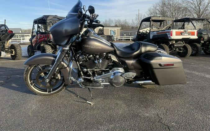 2017 Harley-Davidson® FLHXS - Street Glide® Special