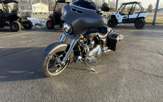 2017 Harley-Davidson® FLHXS - Street Glide® Special
