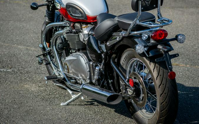 2025 Triumph Bonneville Speedmaster Snowdonia Cranberry Red