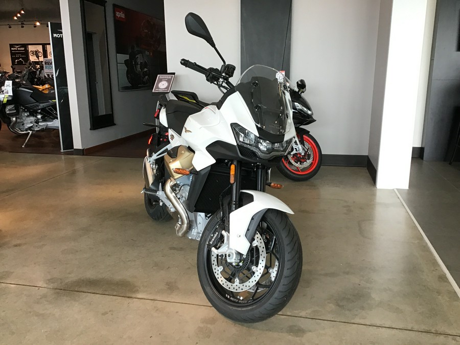 2024 Moto Guzzi V100 Mandello