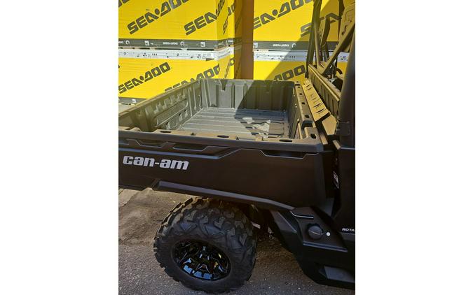 2026 Can-Am SSV DEF MAX DPS 62 HD7 GN 26