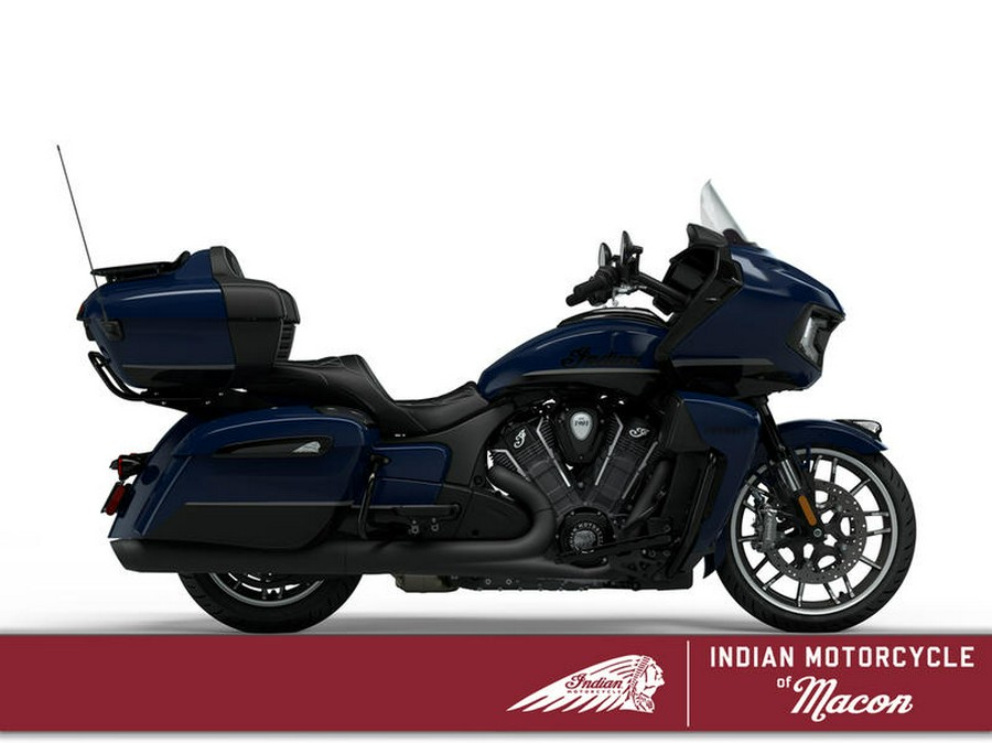 2024 Indian Motorcycle® Pursuit® Dark Horse® with PowerBand Audio Package Springfield Blue
