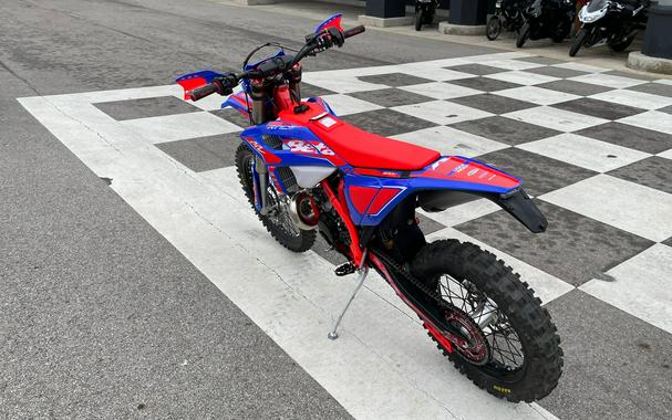 2026 Beta Motorcycles 300 RR Race Edition 2-Stroke - (LIKE NEW!)