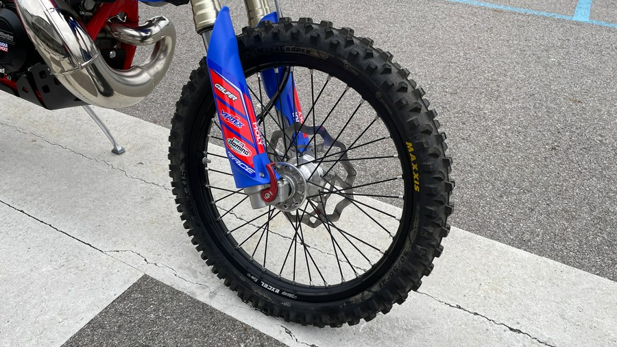 2026 Beta Motorcycles 300 RR Race Edition 2-Stroke - (LIKE NEW!)