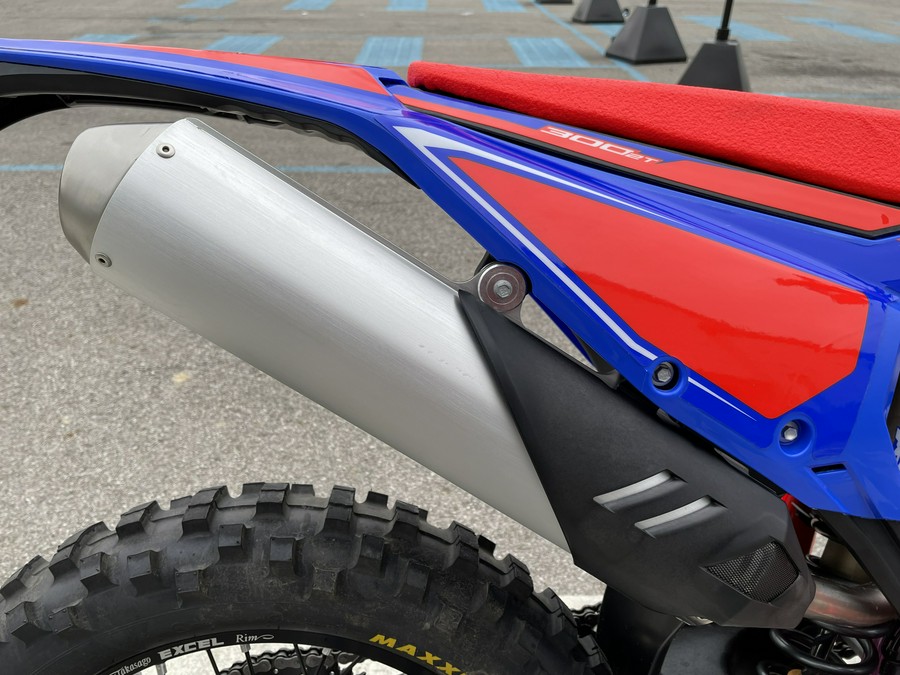 2026 Beta Motorcycles 300 RR Race Edition 2-Stroke - (LIKE NEW!)