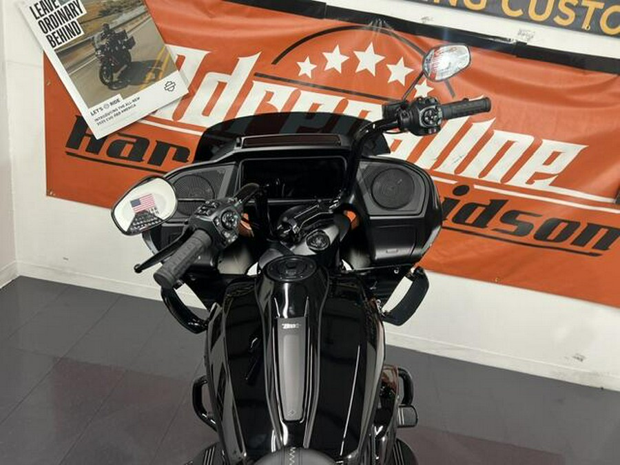 FLTRX 2026 Road Glide