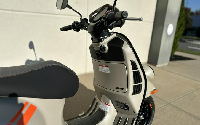 2024 Vespa GTV 300