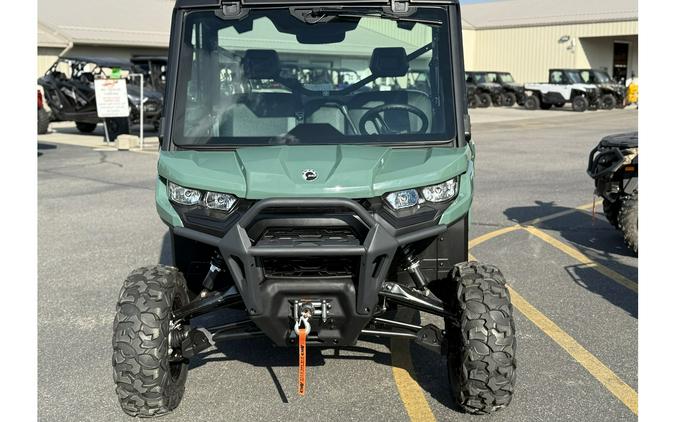 2026 Can-Am DEFENDER DPS CAB HD9 WITH BUMPER & WINCH