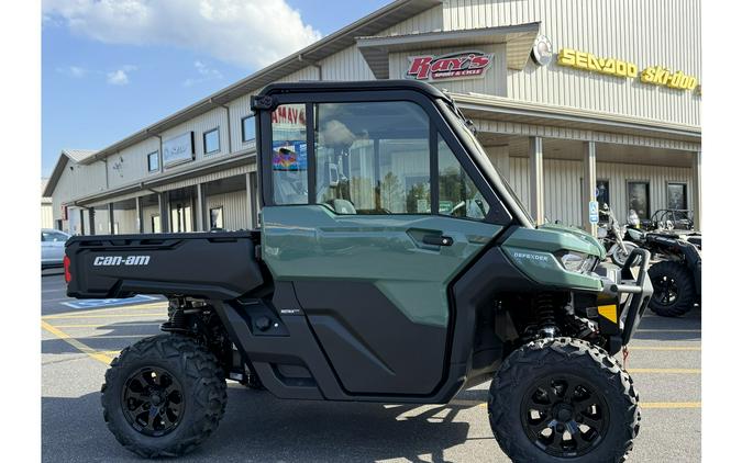 2026 Can-Am DEFENDER DPS CAB HD9 WITH BUMPER & WINCH